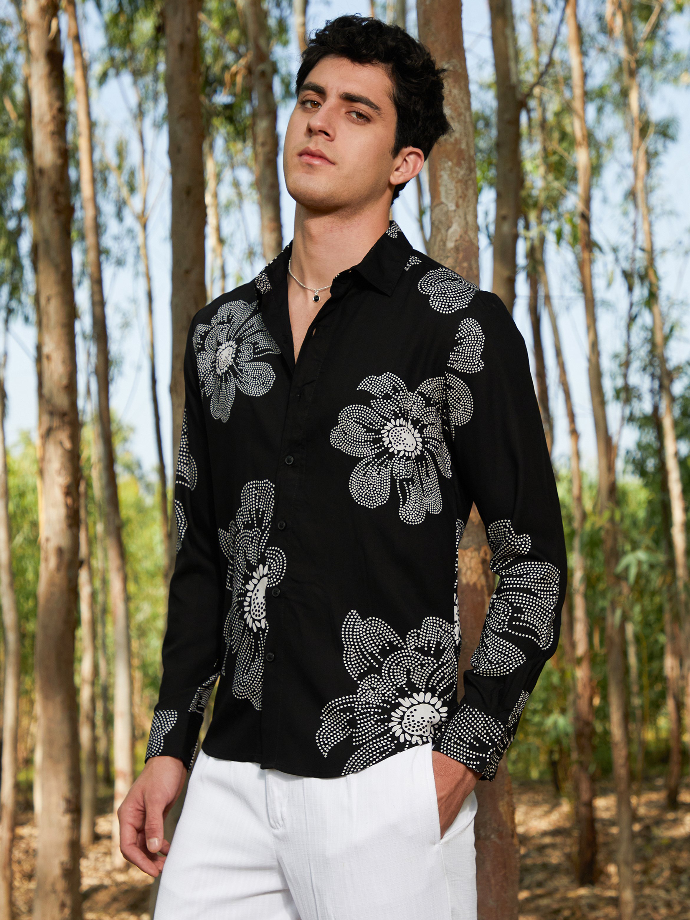 Men Black Floral Print Regular Shirt
