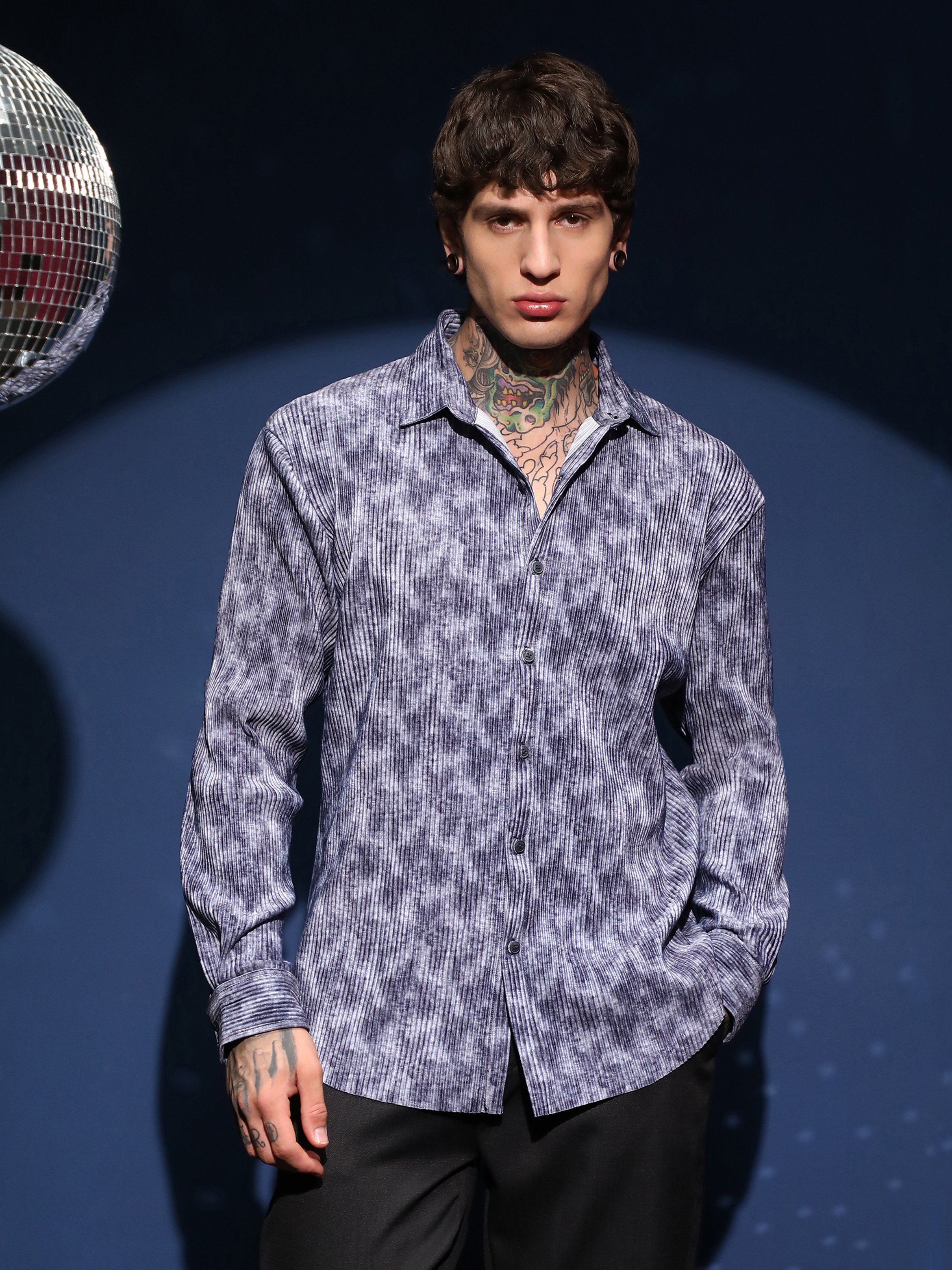 Men Blue Faded Corduroy Relaxed Shirt