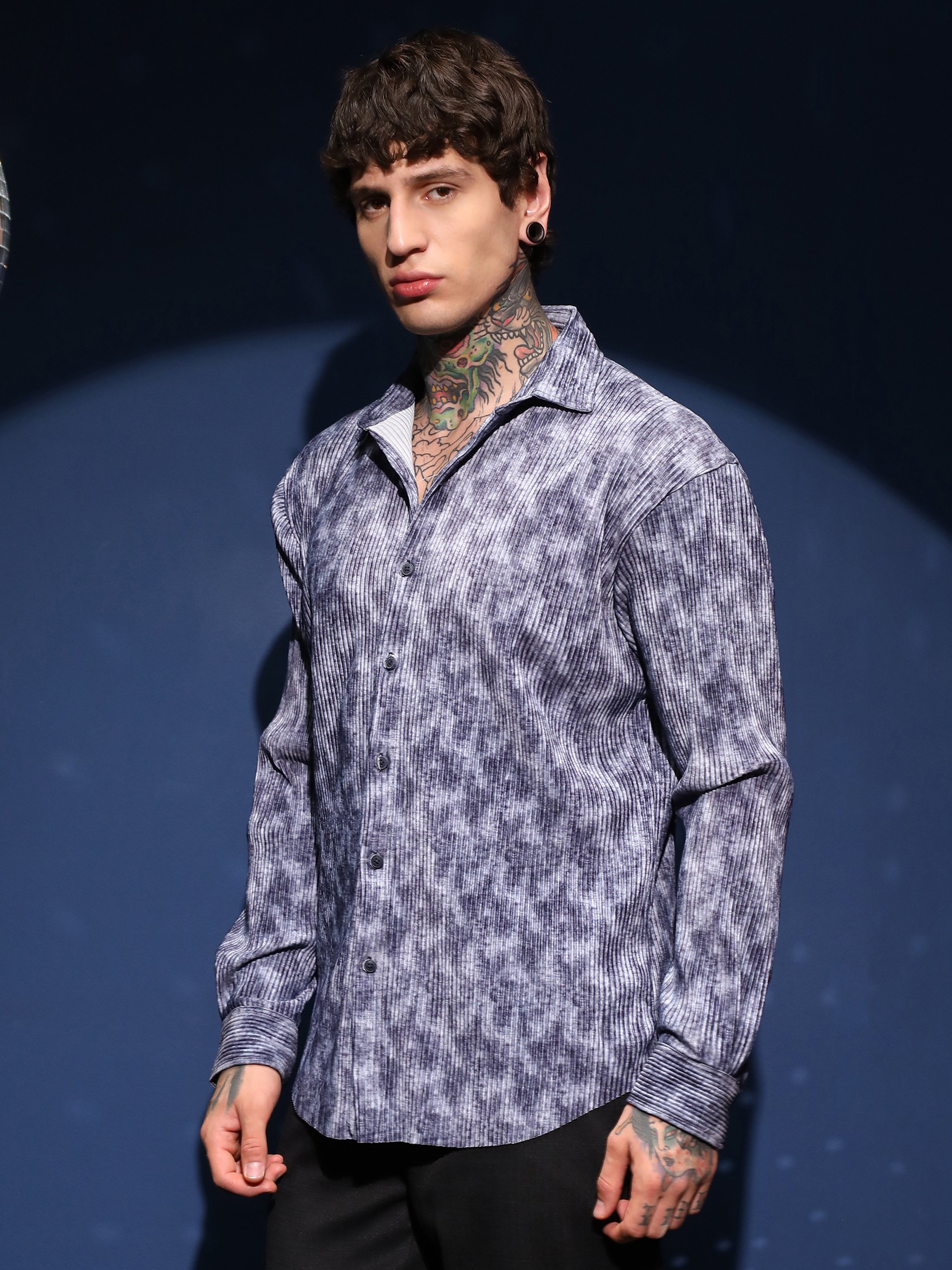 Men Blue Faded Corduroy Relaxed Shirt