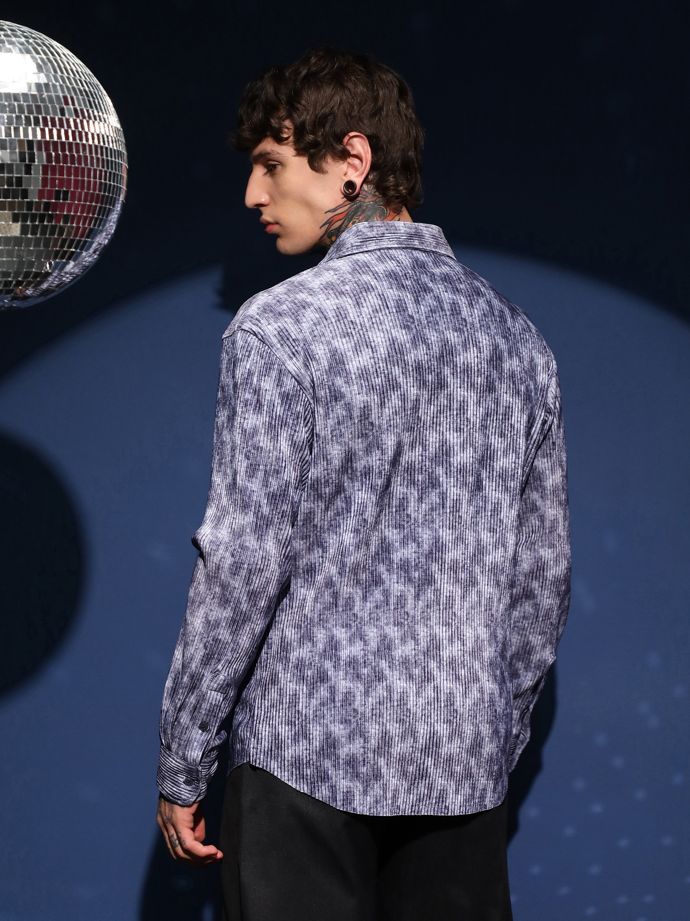 Men Blue Faded Corduroy Relaxed Shirt