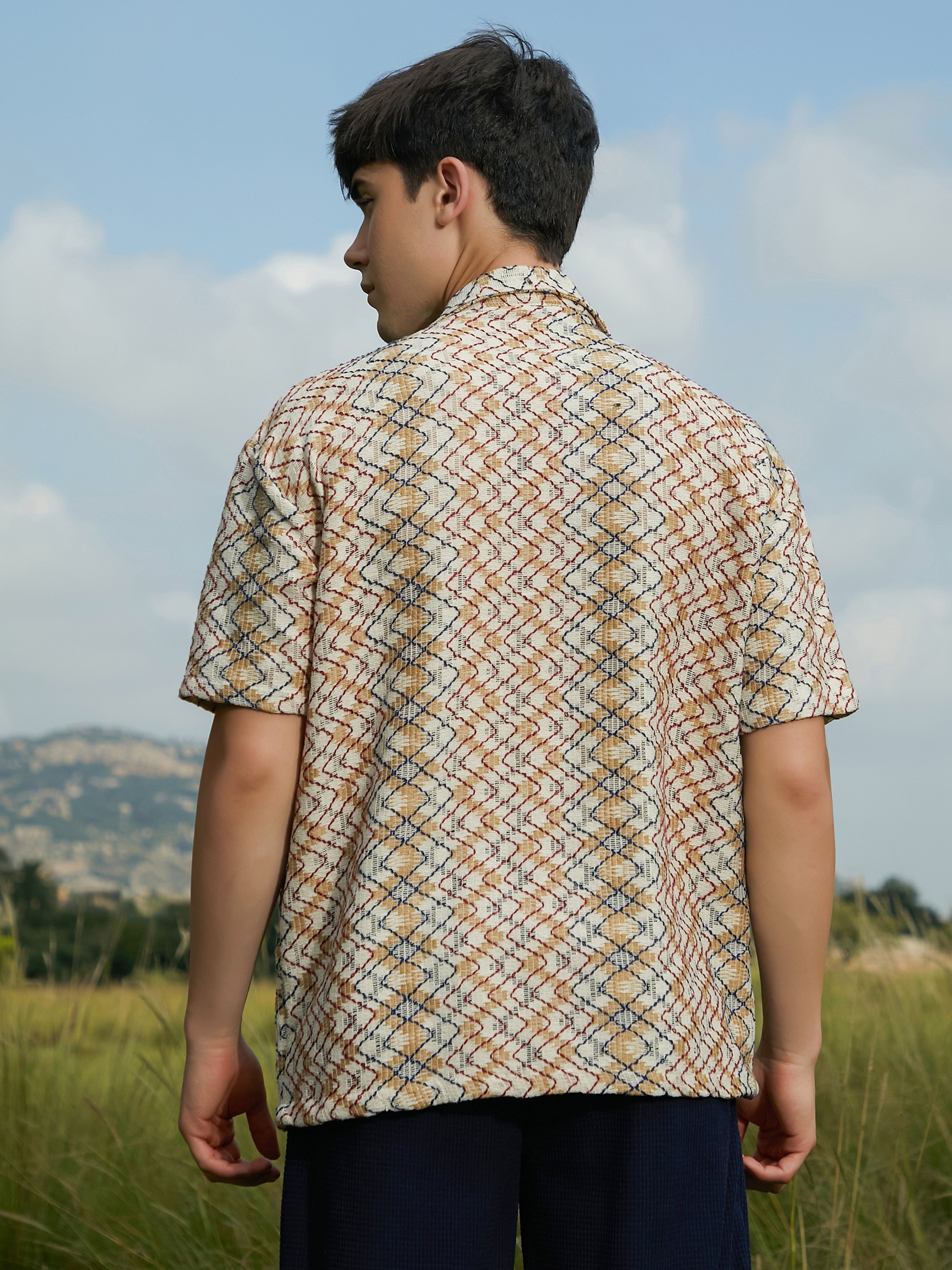 Men Multicolour Waveform Oversized Shirt