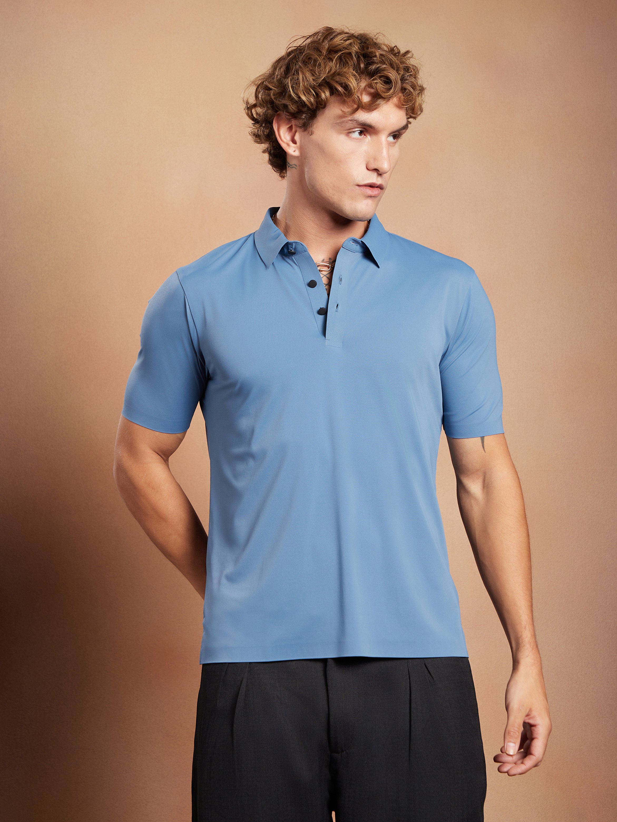 Men Blue Seamless Solid Polo