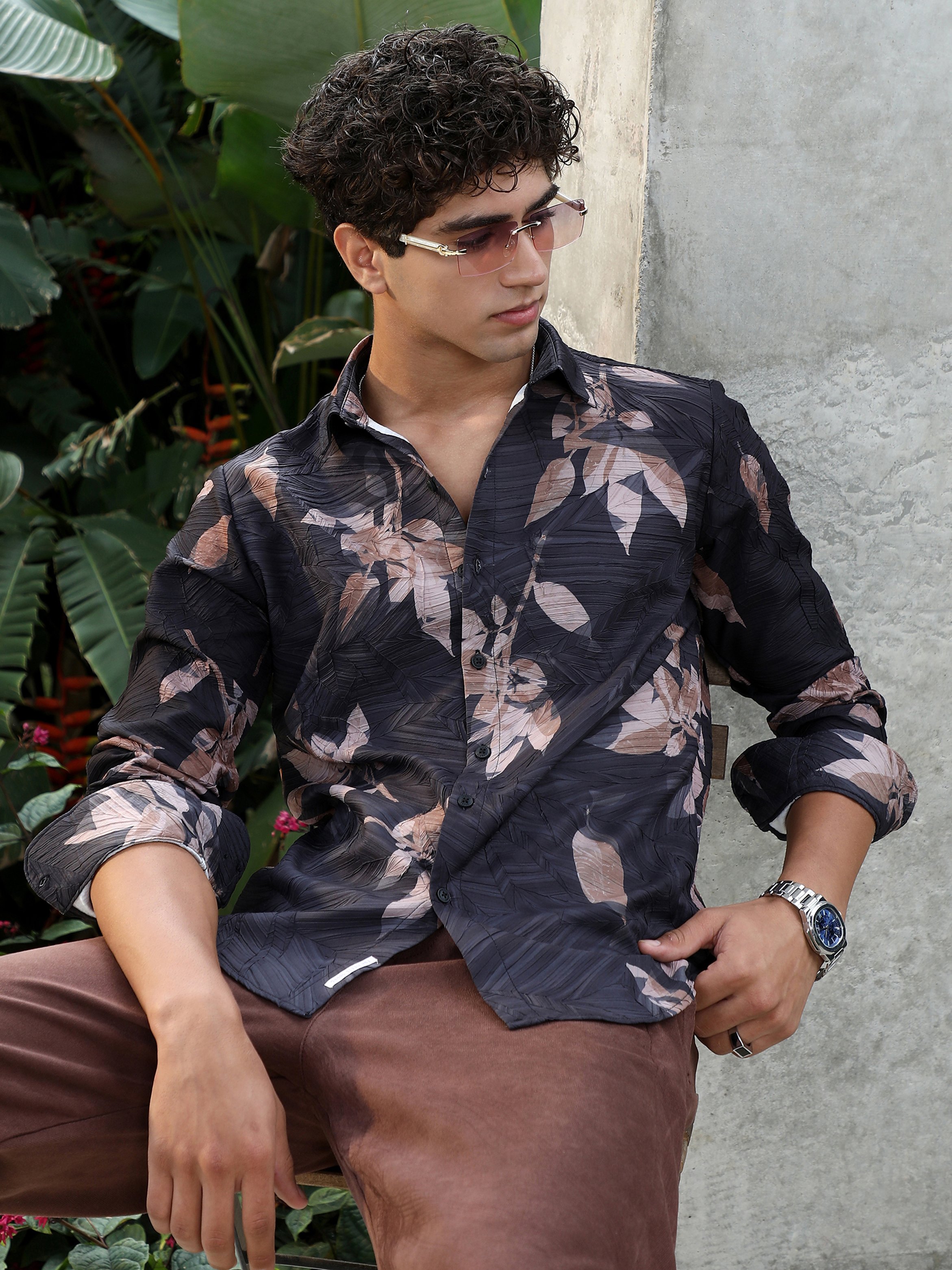 Men Black Floral Print Textured Shirt