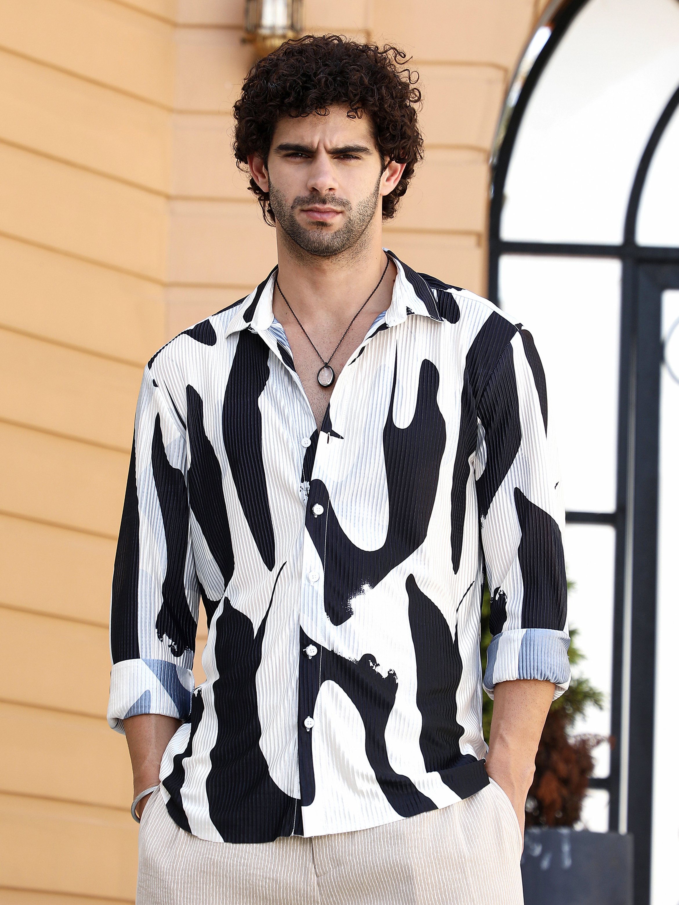 Men Contour-Lines Pleated Shirt