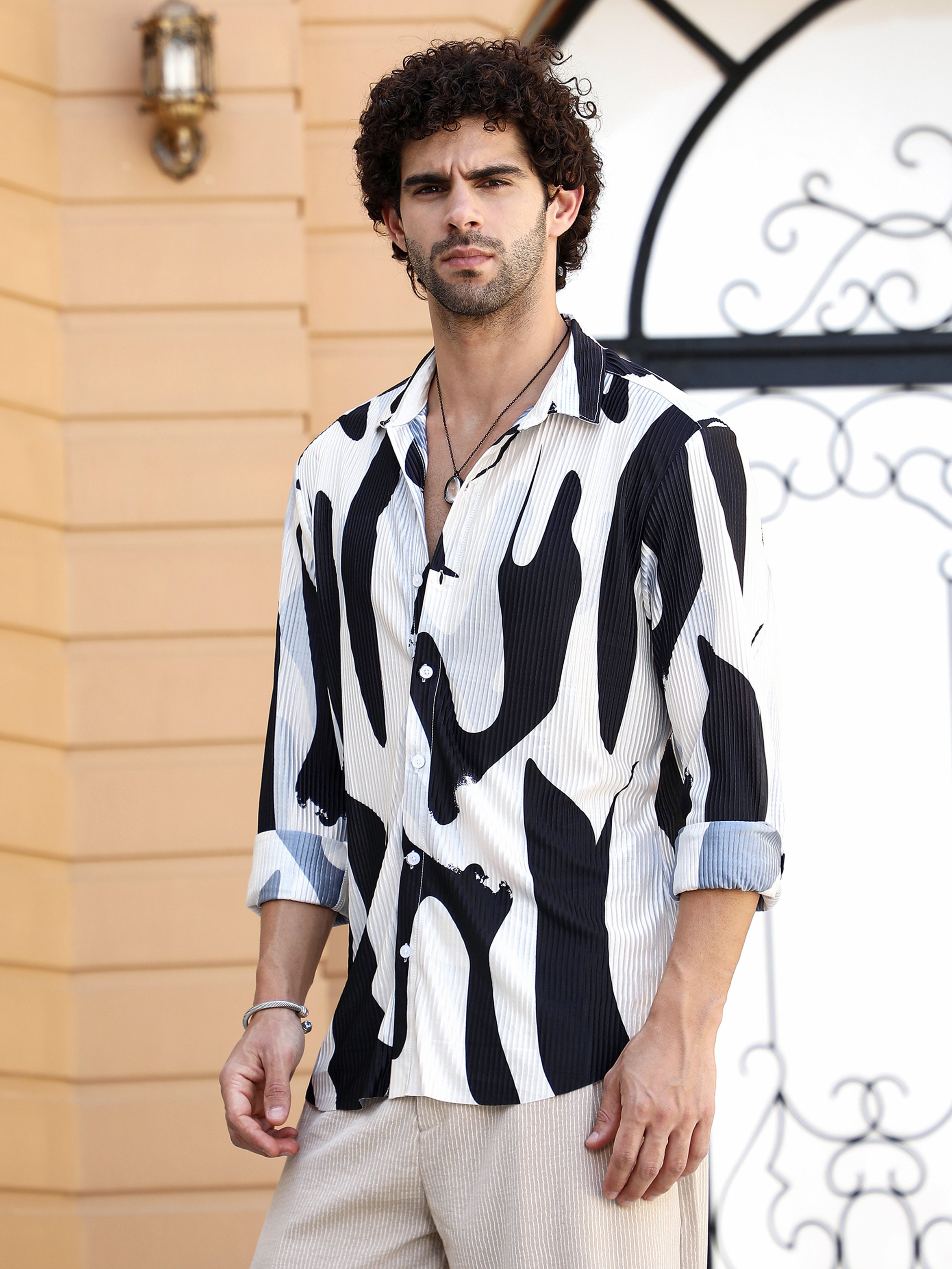 Men Contour-Lines Pleated Shirt