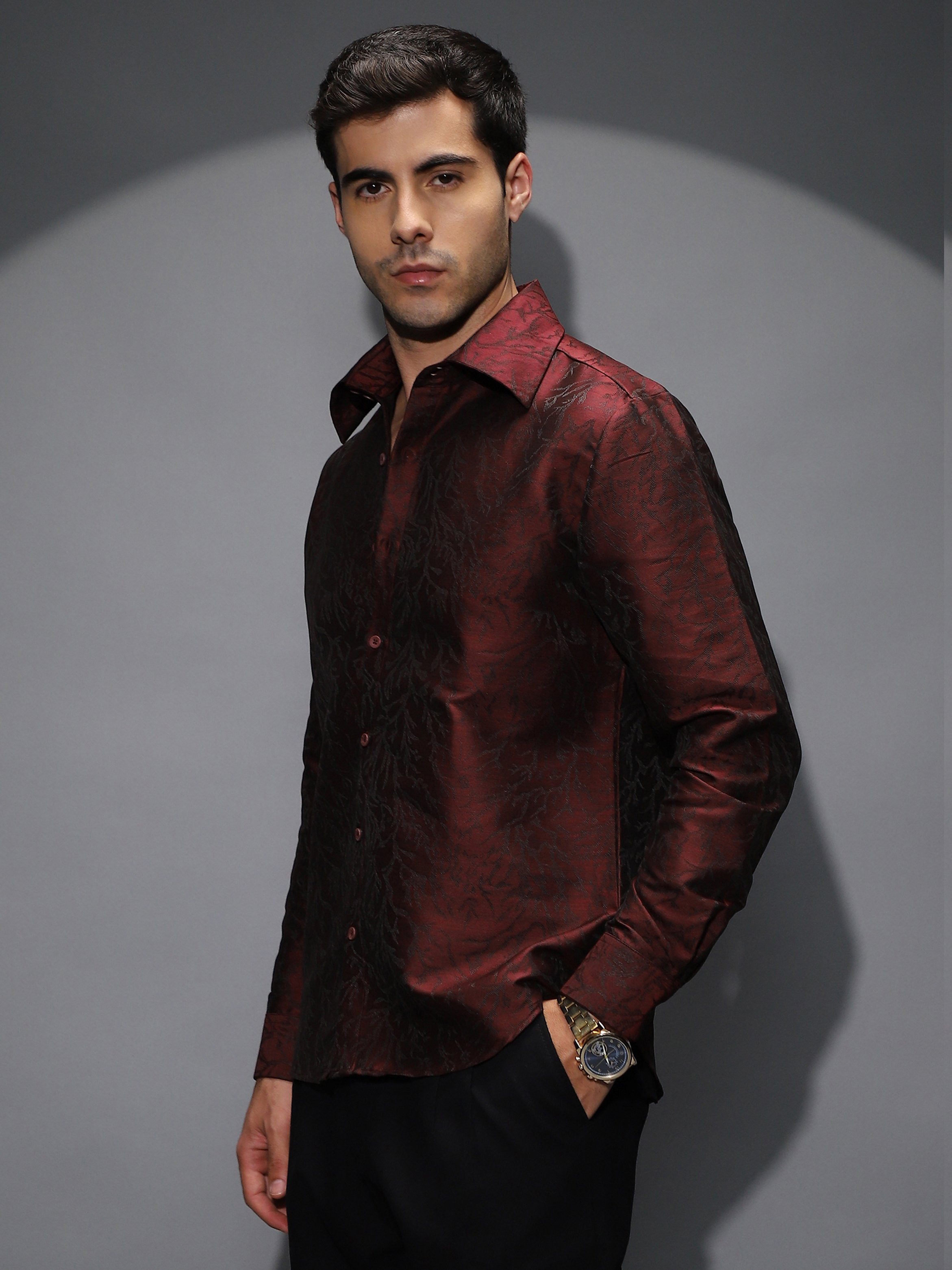 Men Burgundy Textured Regular Shirt