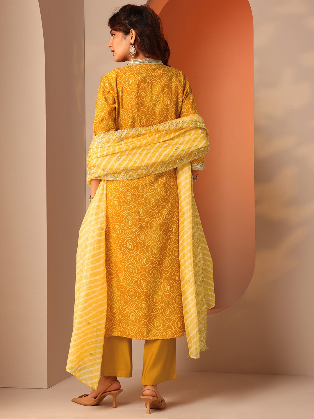 Yellow Printed Silk Blend Straight Kurta, Trousers and Dupatta Set