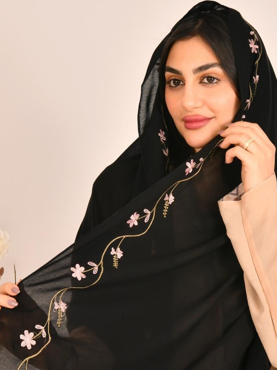 Embroidered Trim Hijab