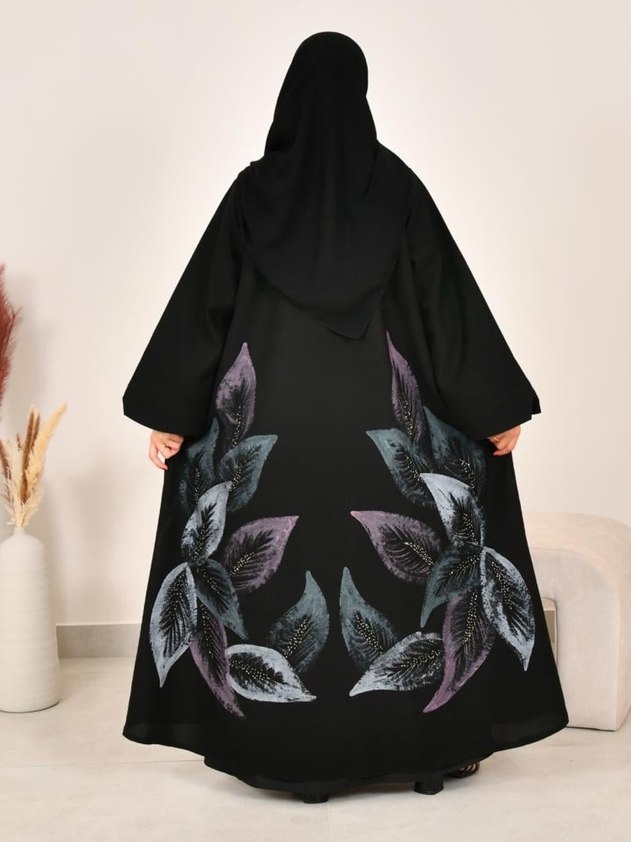 عباية واسعة بطبعة بارزة - أسود