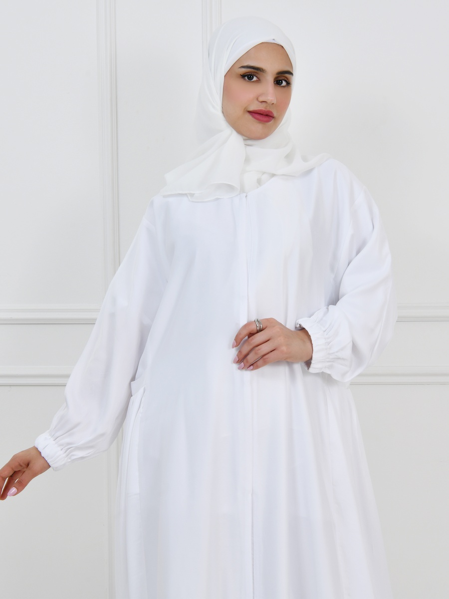 White Hajj abaya with Snap Closure