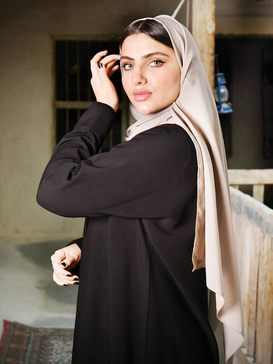 Black Solid Abaya