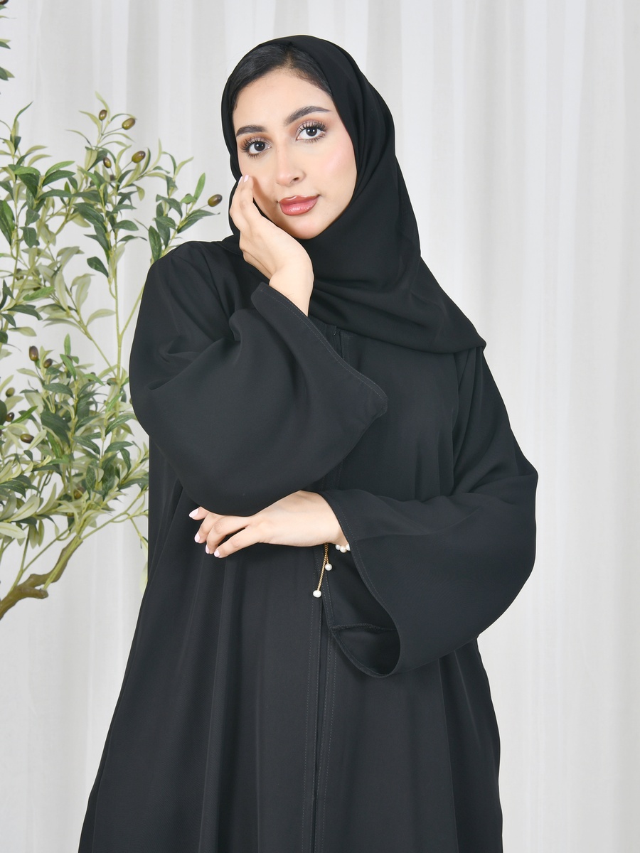 Black Plain Abaya with Snap Closure