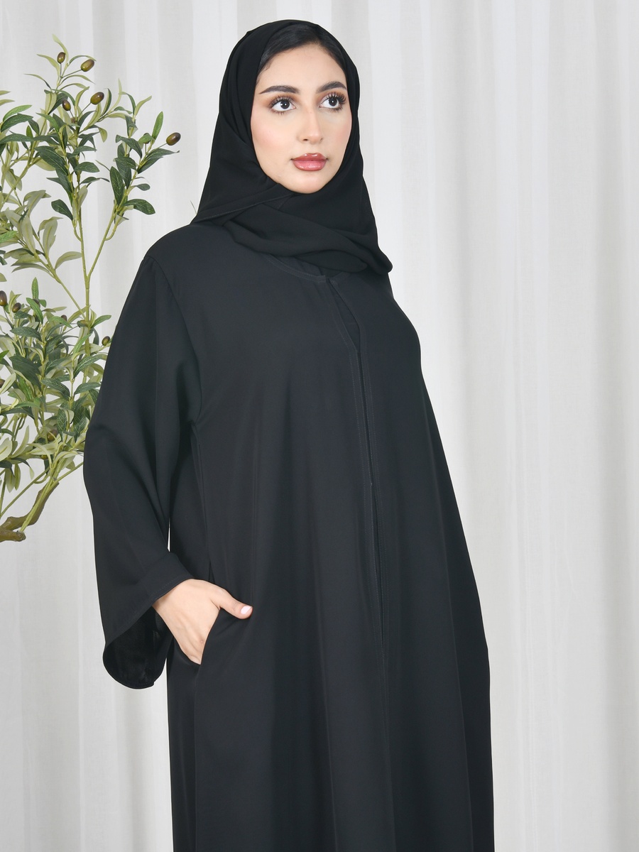 Black Plain Abaya with Snap Closure