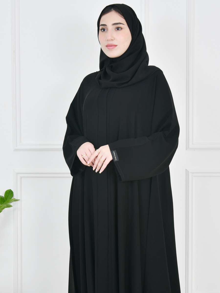 عباية واسعة بأزرار كبس