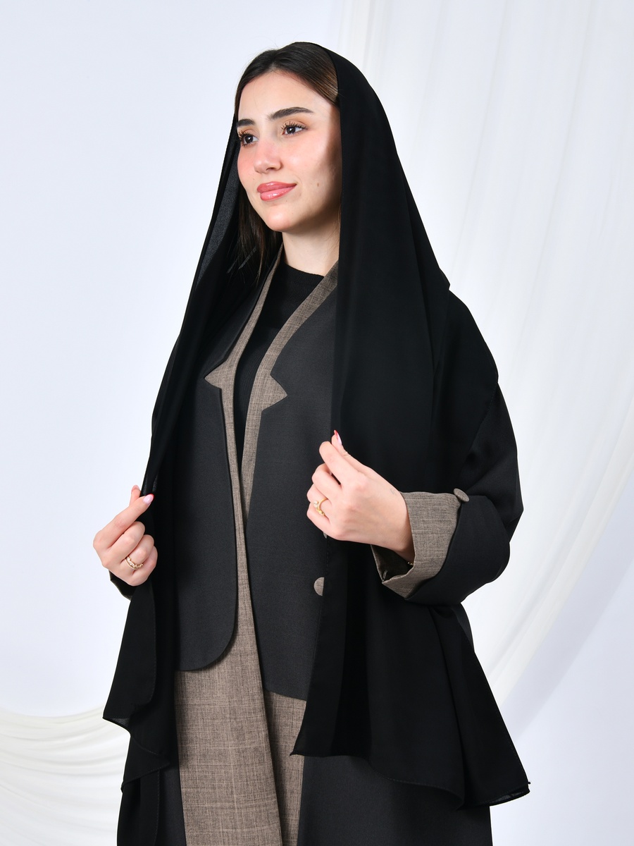 عباية بنمط كتل الالوان