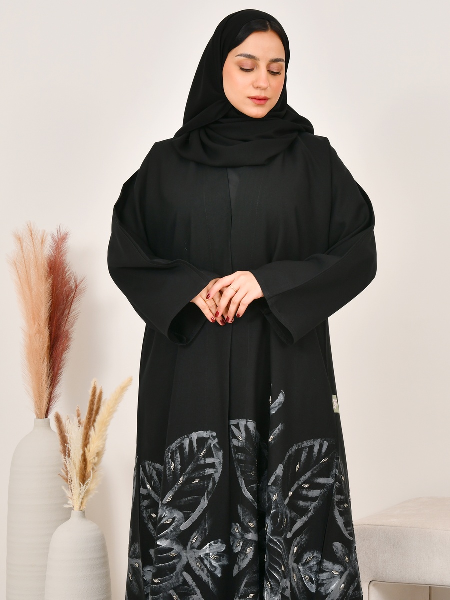 عباية بنمط لف بطبعة زهور