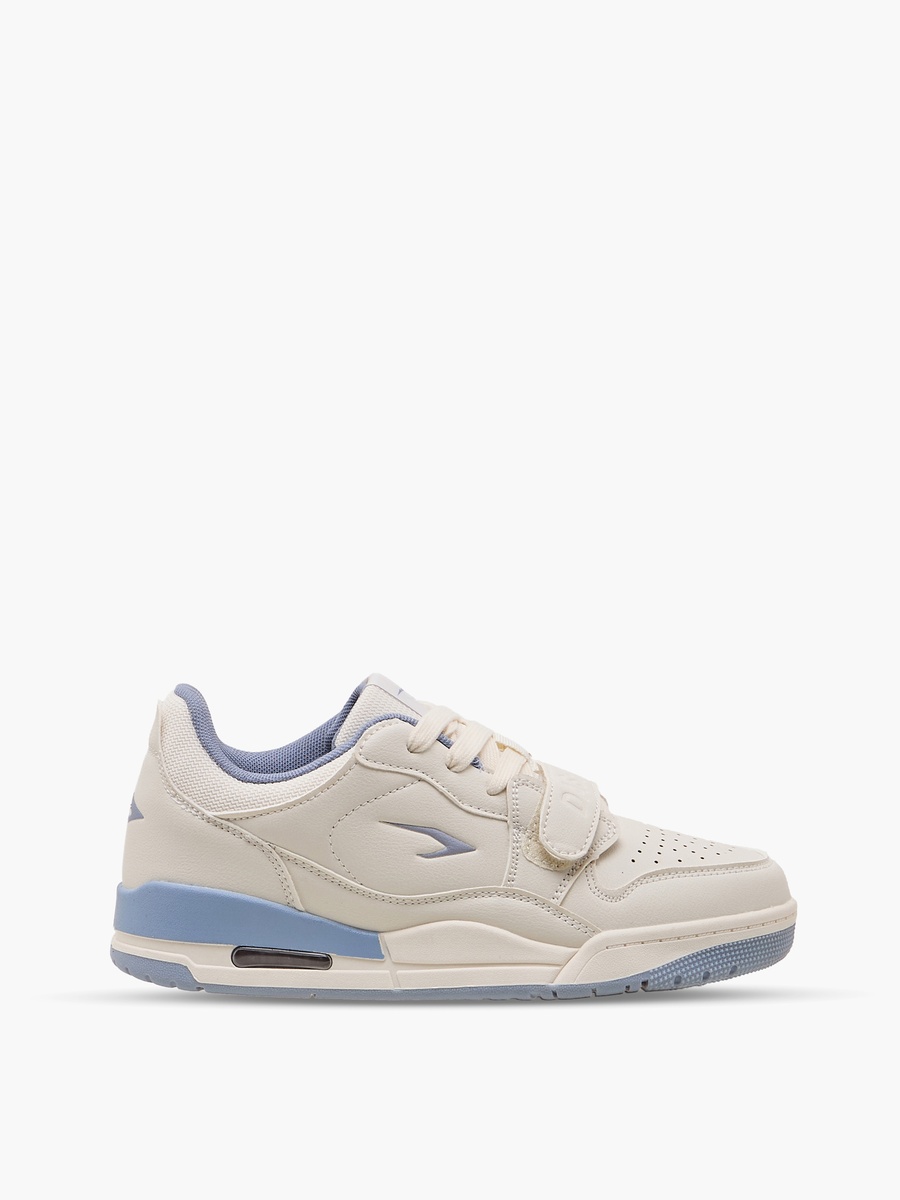 Women Perforated Design Sports Shoes