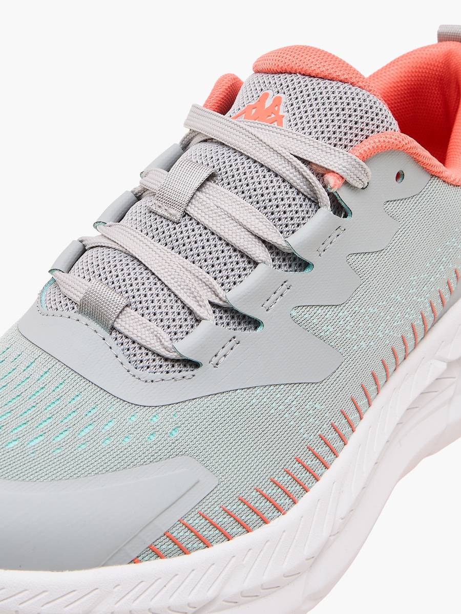 Men Lace-Up Sports Shoes