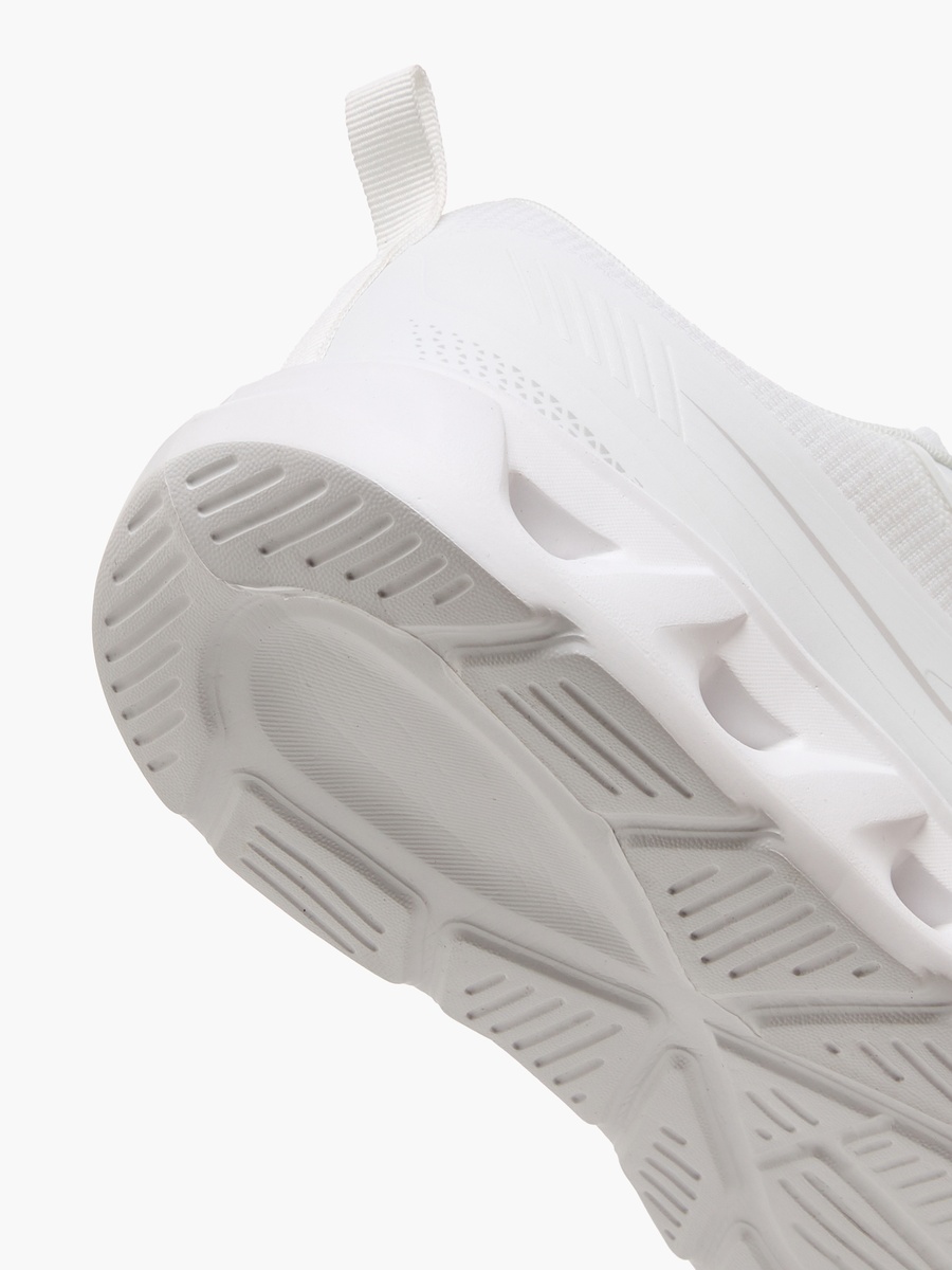 Men Lace-Up Sports Shoes