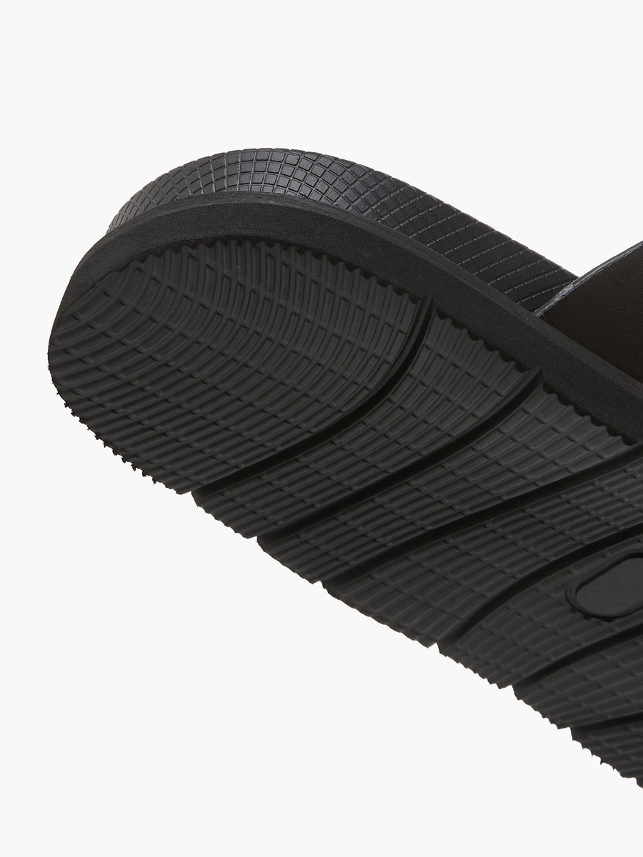Men Monogram Textured Cross Strap Comfort Sandals