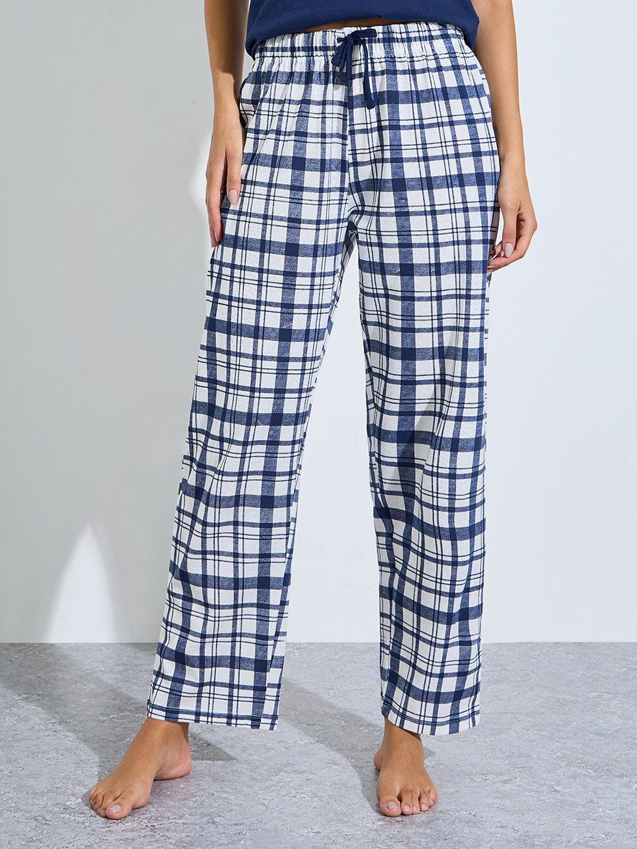 Nav Blue Cozy Girl Club T-Shirt and Check Pyjama Set