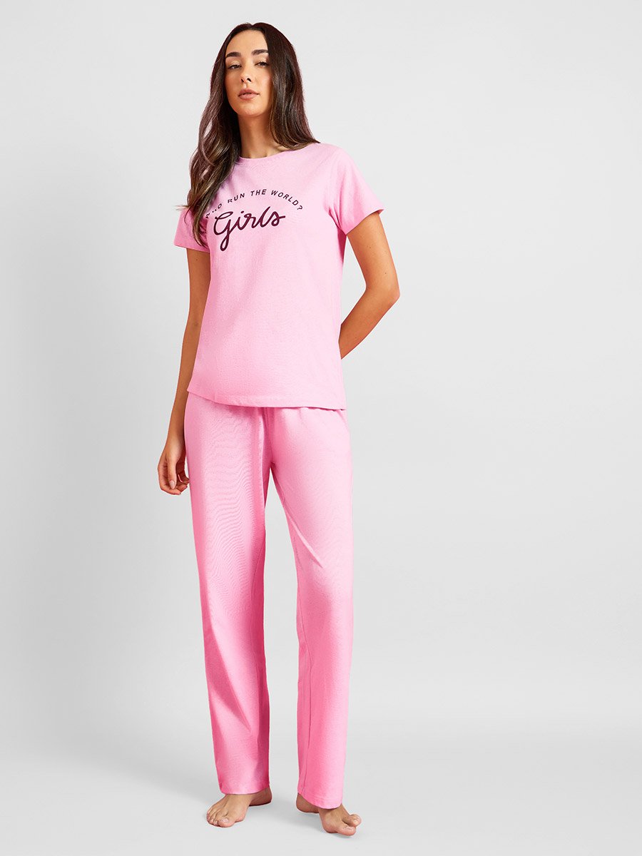 Who Run The World Slogan Print T-Shirt and Straight Leg Pyjama Set
