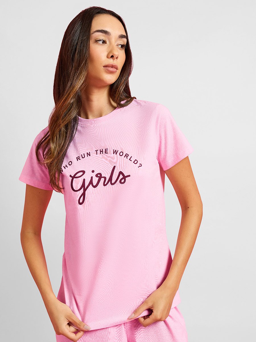 Who Run The World Slogan Print T-Shirt and Straight Leg Pyjama Set