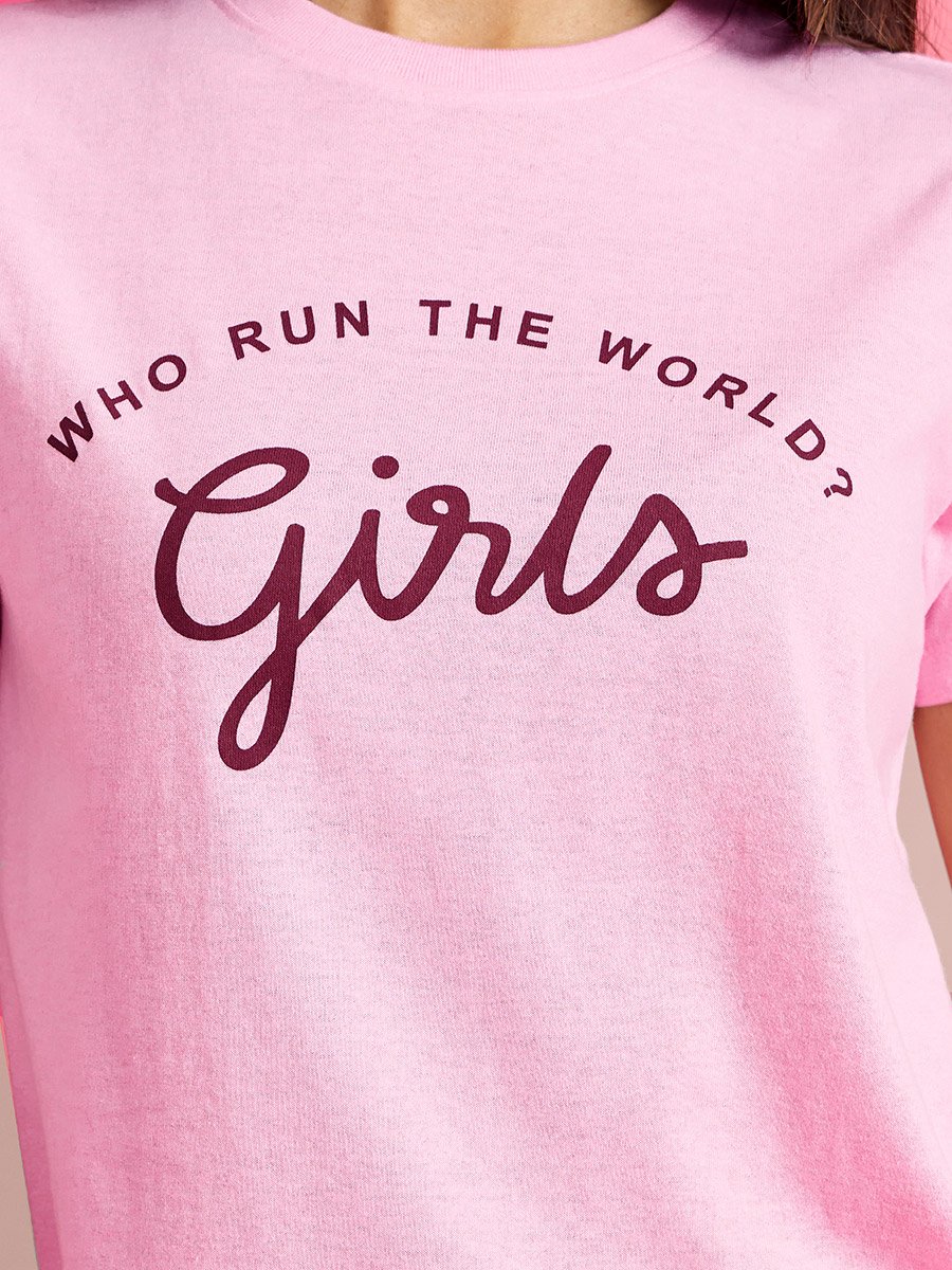 Who Run The World Slogan Print T-Shirt and Straight Leg Pyjama Set