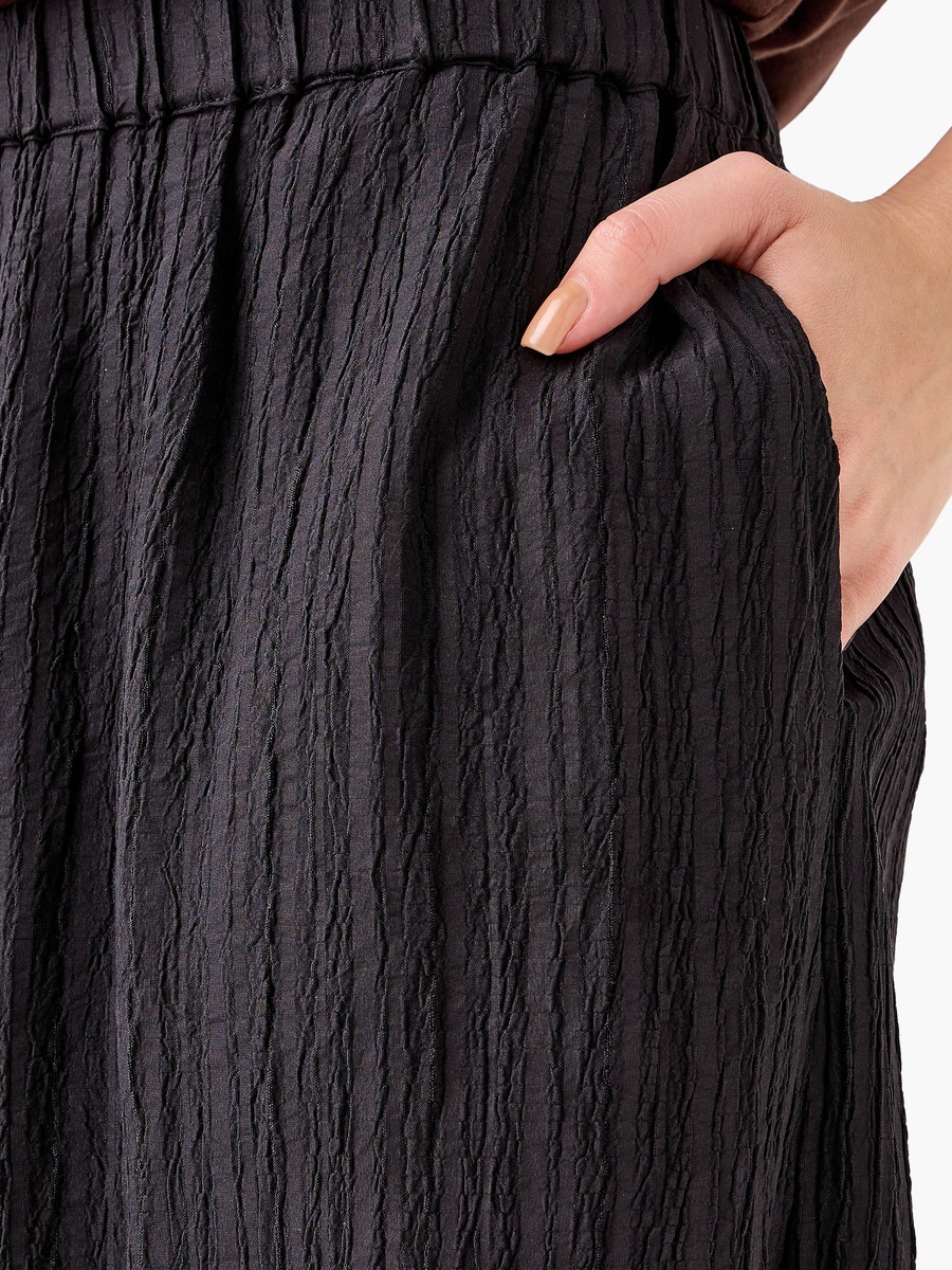 Relaxed Fit Mid-Rise Textured Cotton Harem Pants