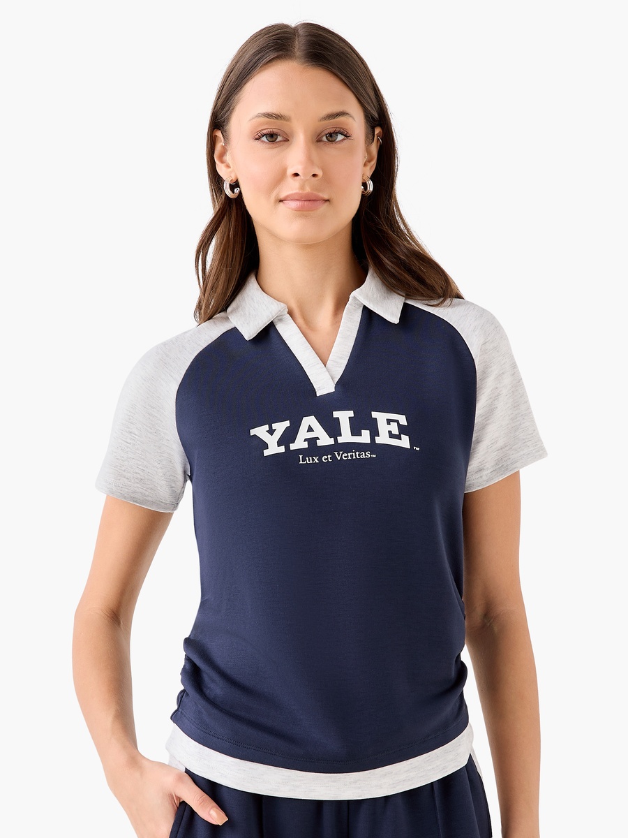 T-Shirt with Yale Print