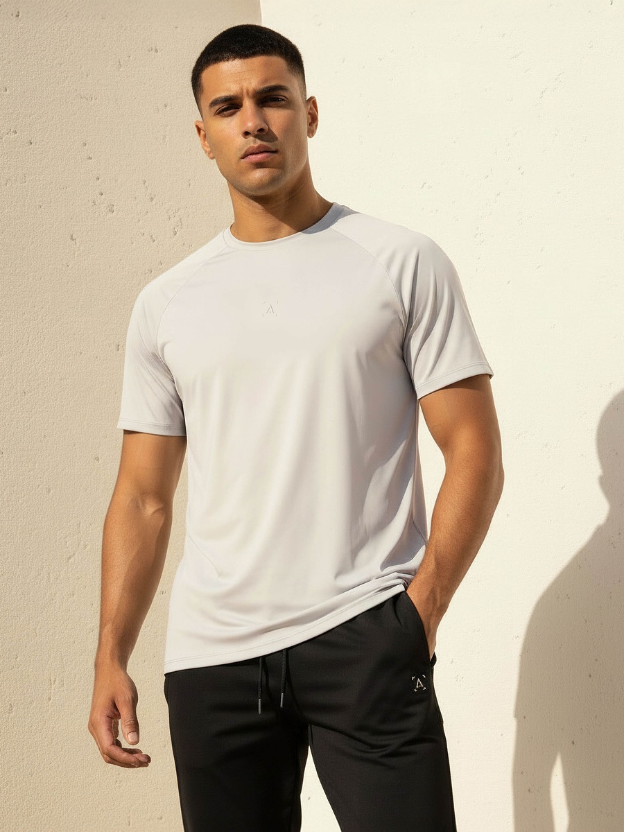 Men Performance Raglan T-Shirt