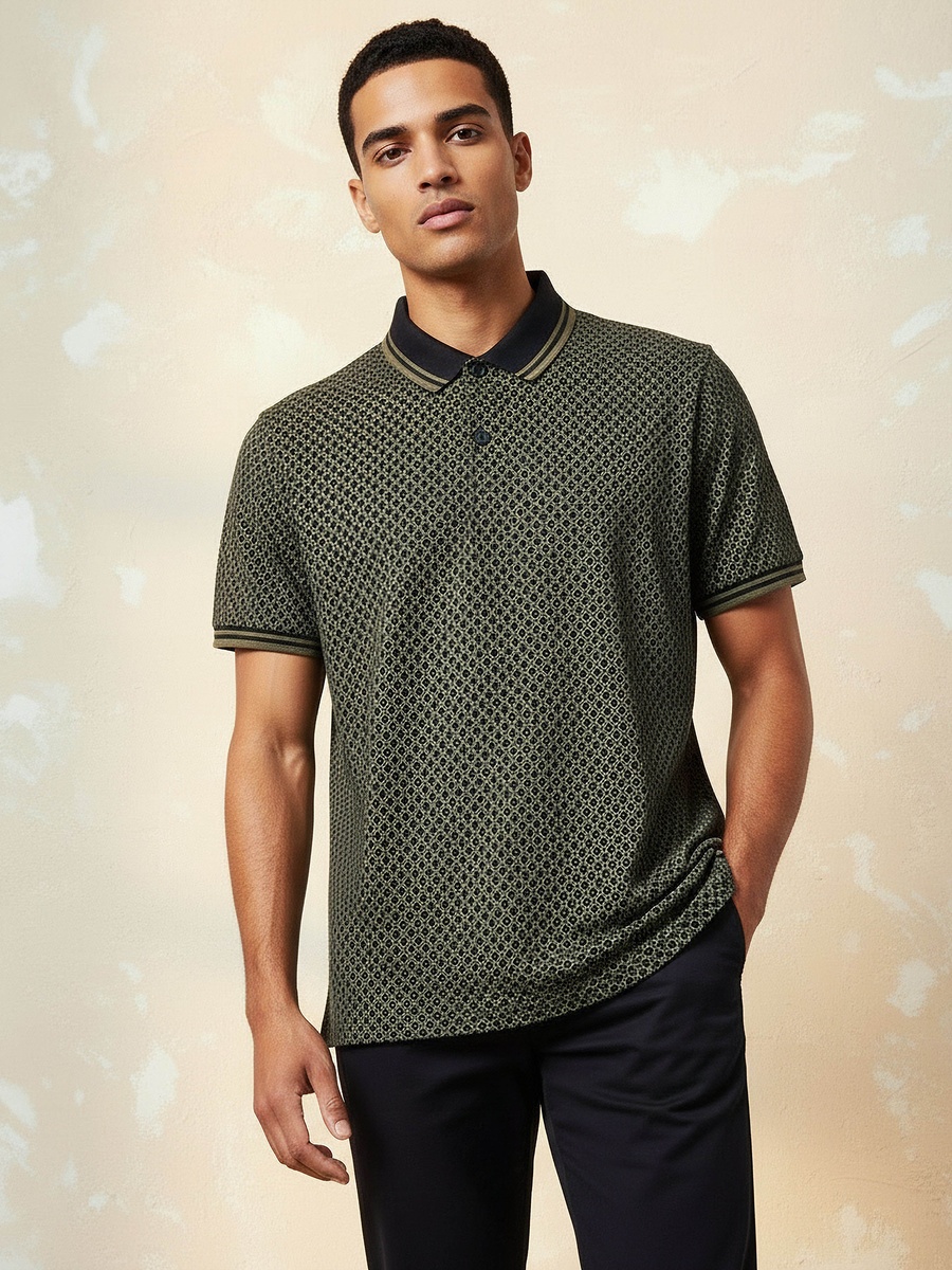 Men Short Sleeves Textured Polo T-Shirt