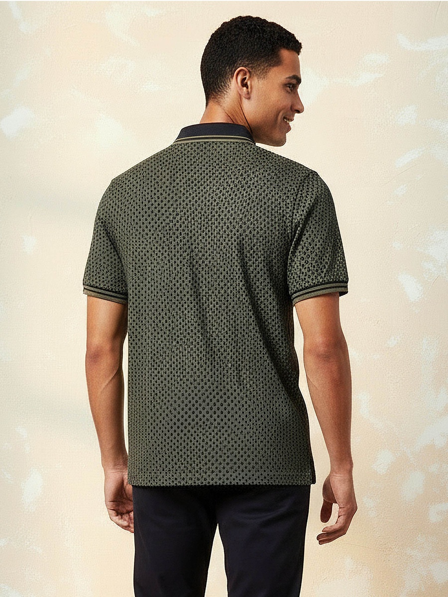 Men Short Sleeves Textured Polo T-Shirt