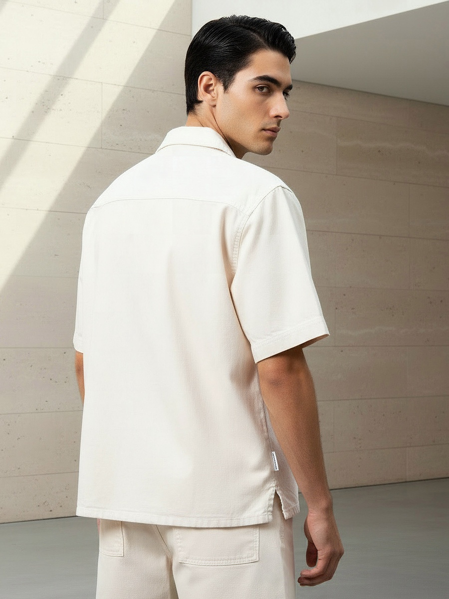 Men Regular Fit Camp Collar Short Sleeve Shirt