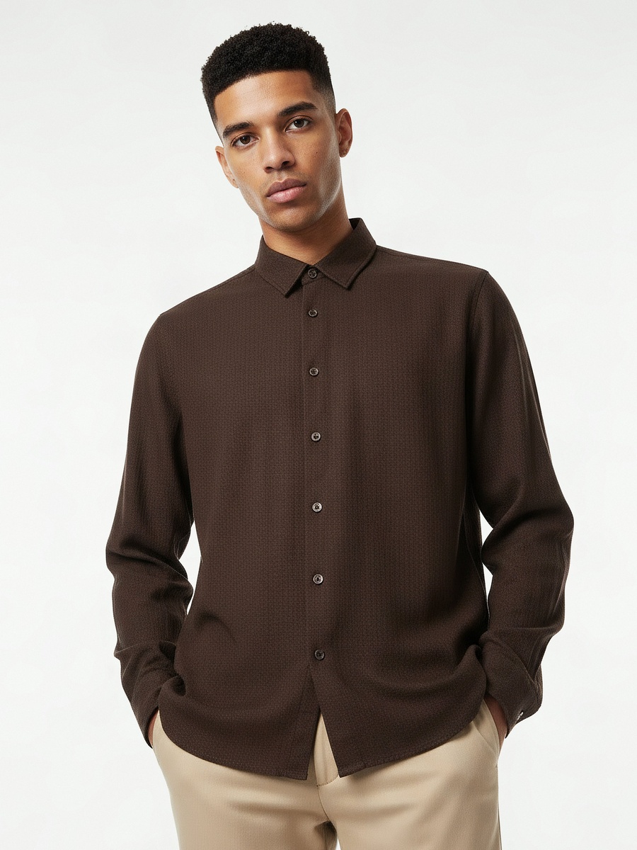 Men Regular Fit Collared Waffle Textured Long Sleeves Shirt