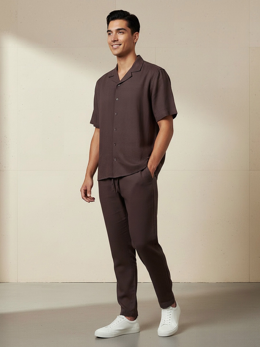Men Regular Fit Camp Collar Short Sleeve Shirt