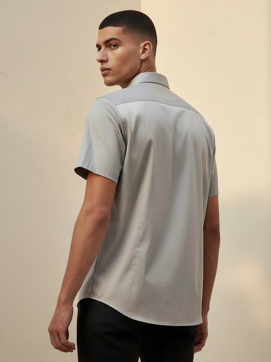 Men Slim Fit Collared Short Sleeve Shirt