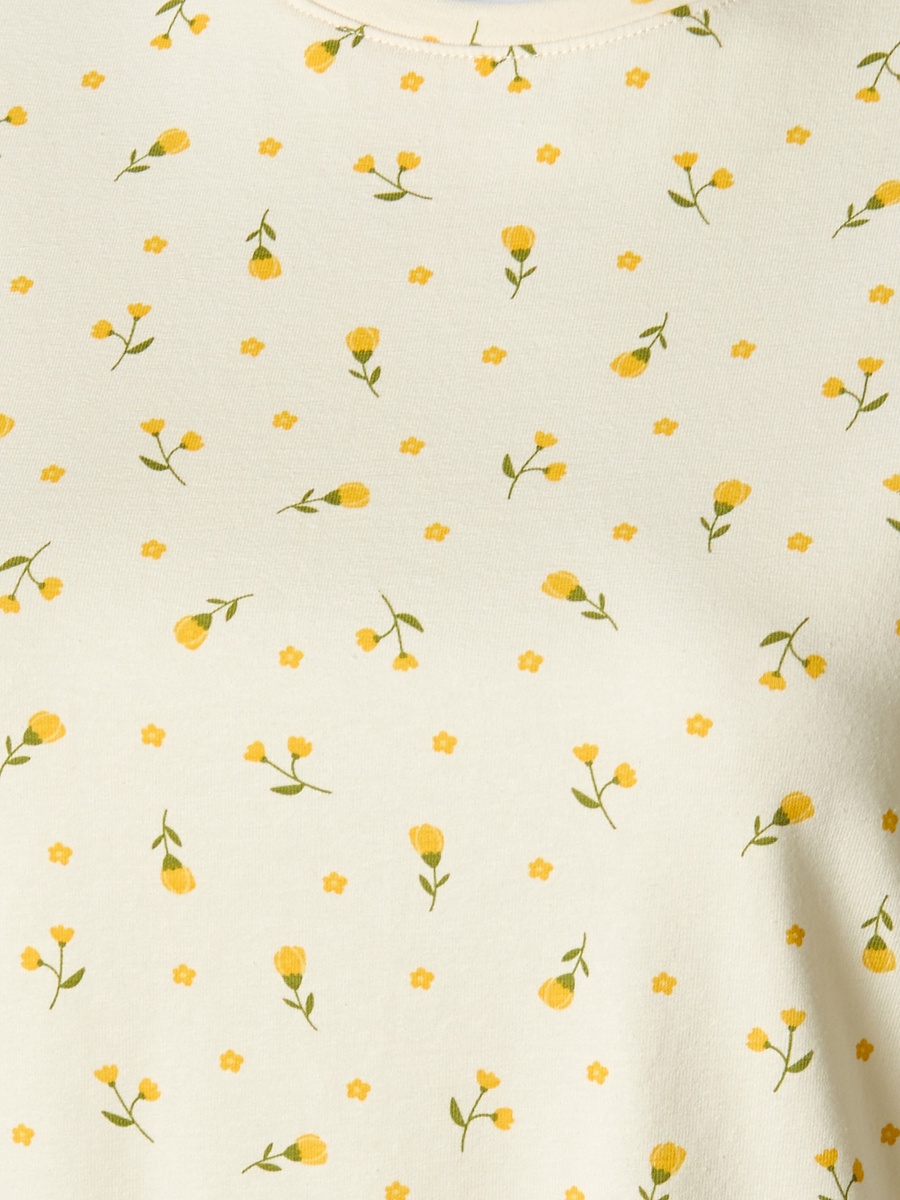 T-Shirt with Floral Print