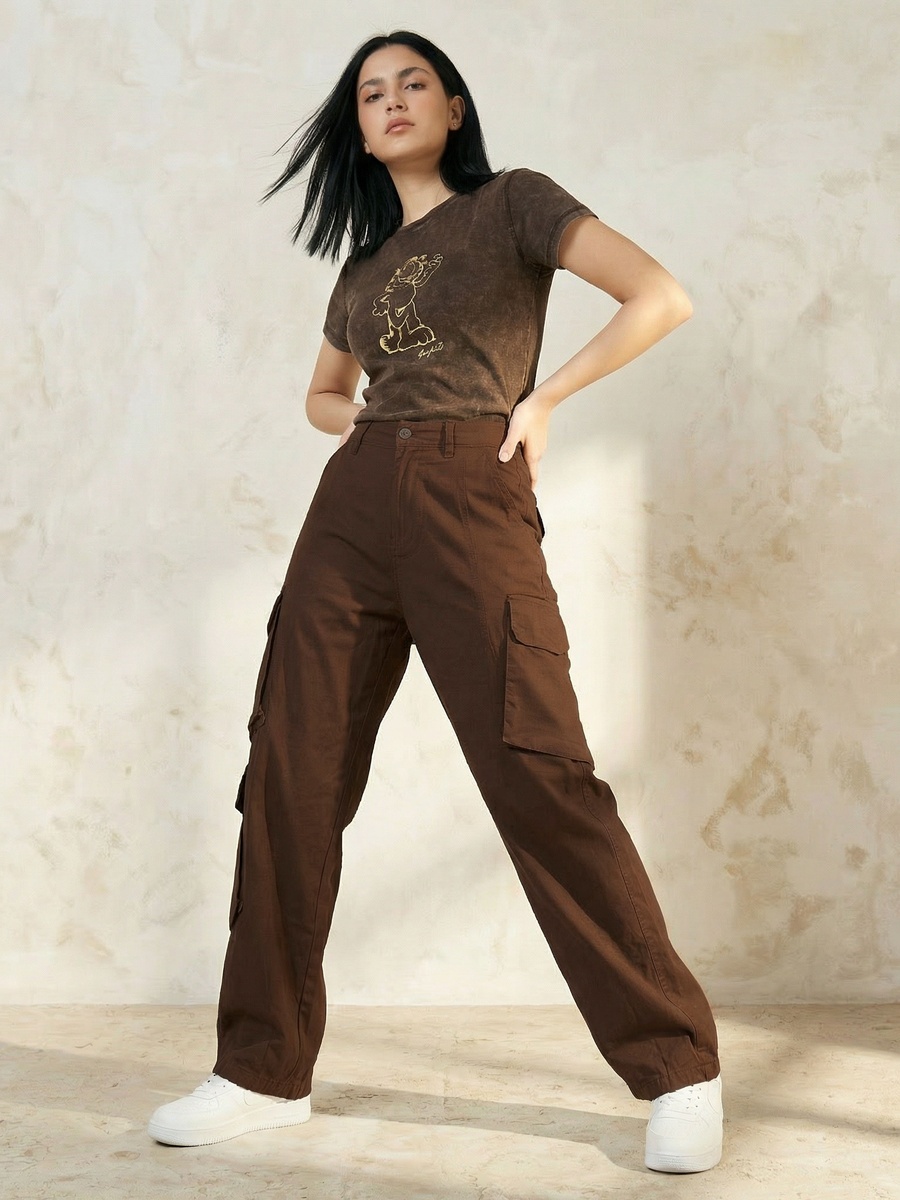 Mid-Rise Cargo Pants