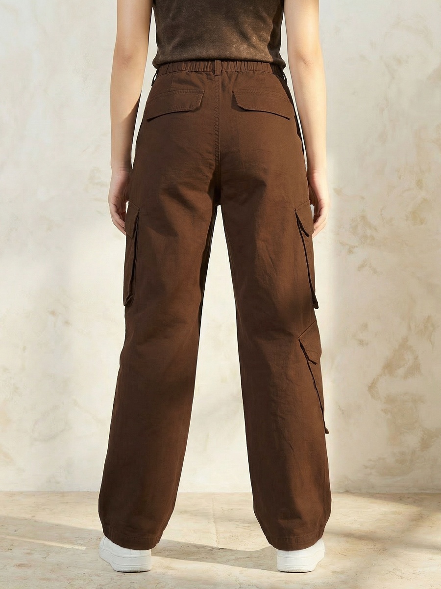 Mid-Rise Cargo Pants
