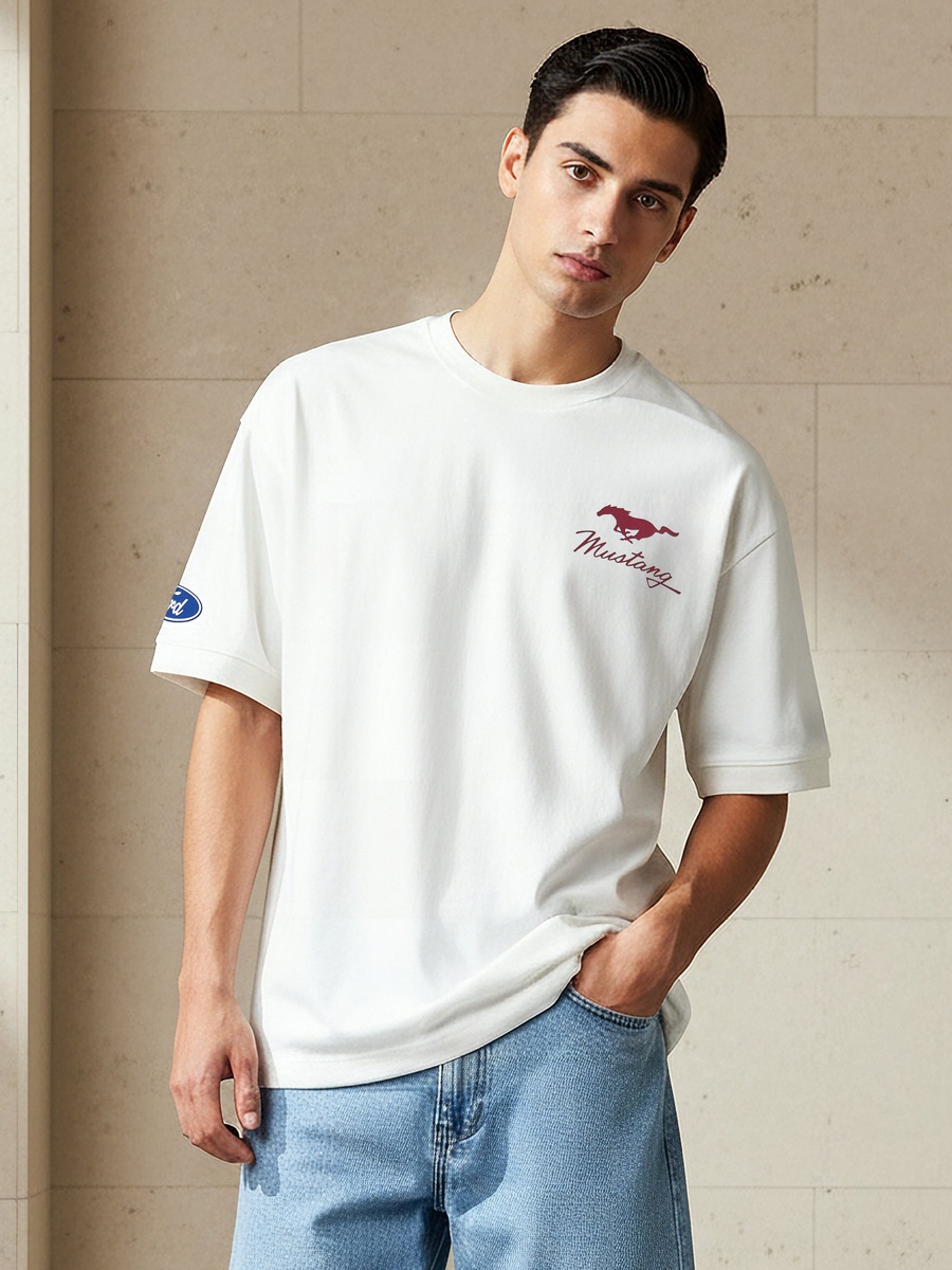 Men Regular Fit Crew Neck Short Sleeves Mustang Print T-Shirt