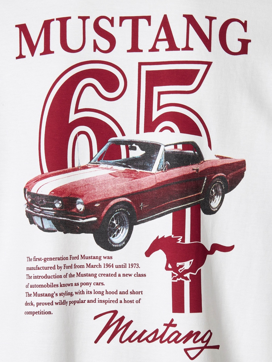 Men Regular Fit Crew Neck Short Sleeves Mustang Print T-Shirt