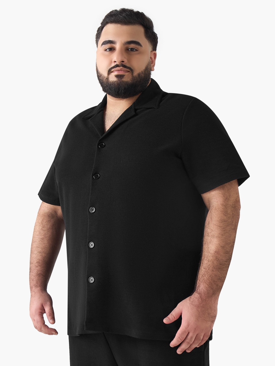 Men Regular Fit Collared Short Sleeve Shirt