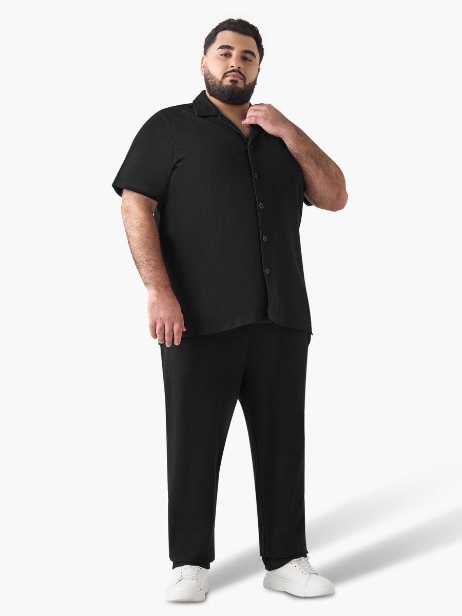 Men Regular Fit Collared Short Sleeve Shirt
