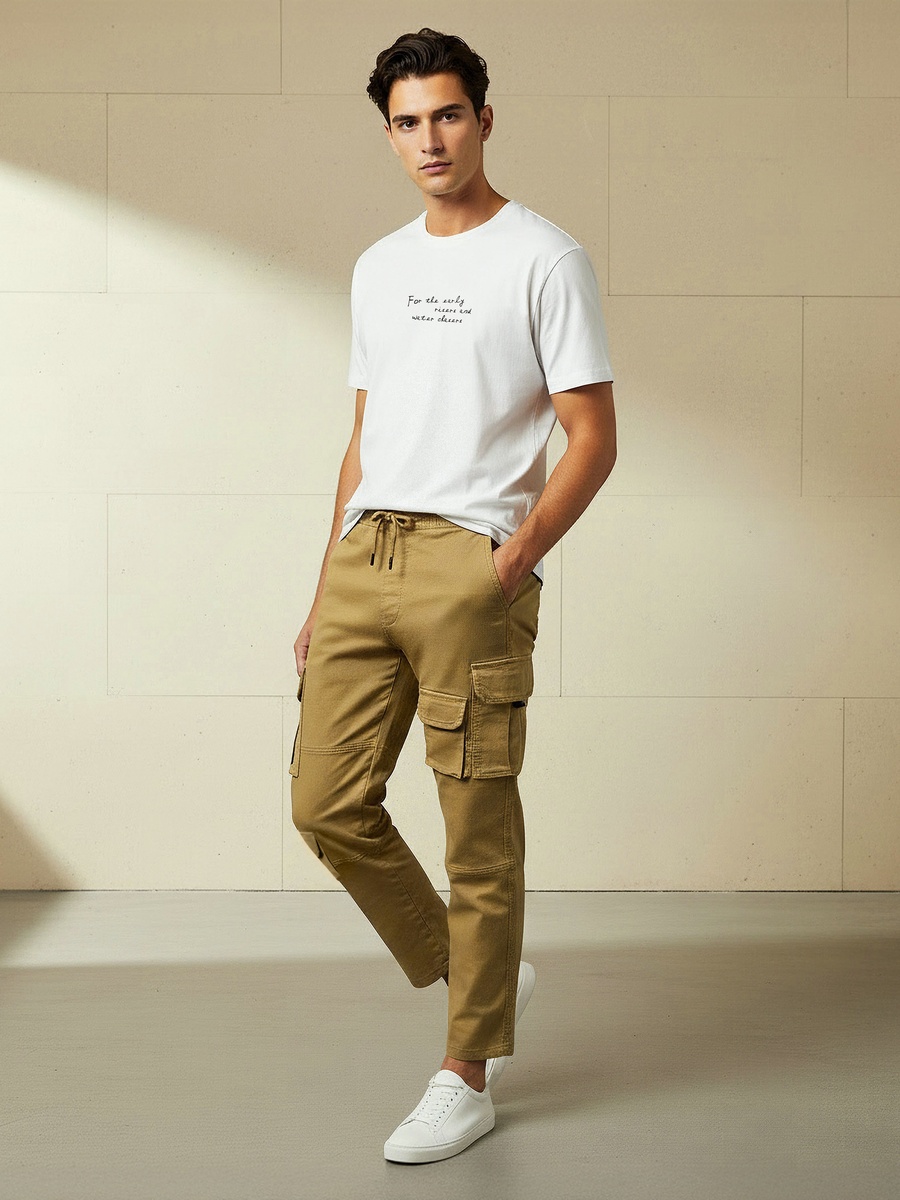 Men Regular Fit Cargo Trousers