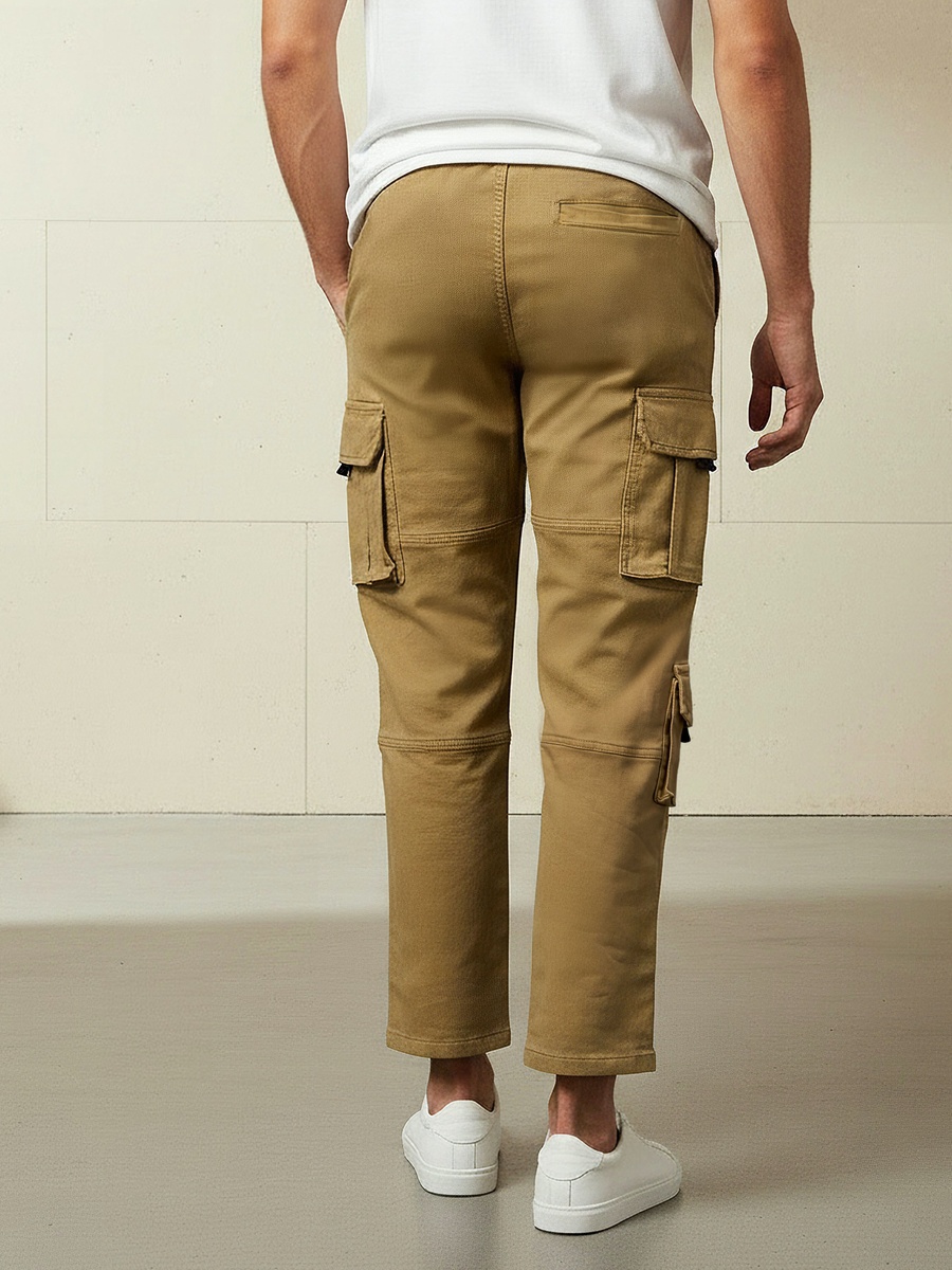 Men Regular Fit Cargo Trousers