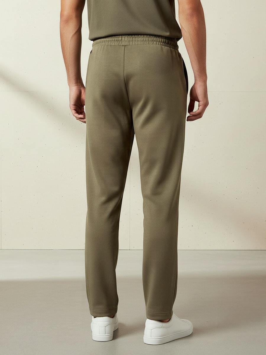 Men Regular Fit Joggers with 2 Way Stretch