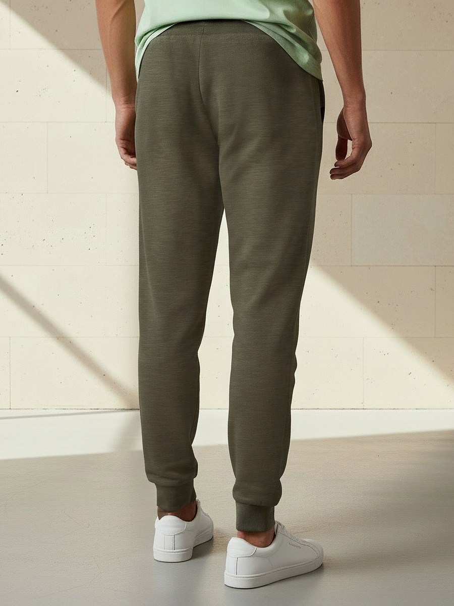Men Regular Fit Joggers with Drawstring Waist