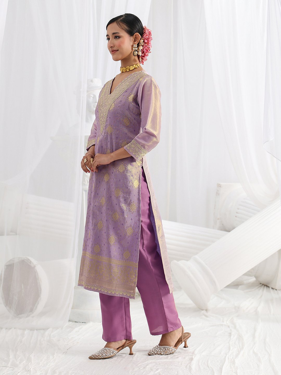 Lavender Silk Blend Straight Kurta with Trousers and Dupatta Set