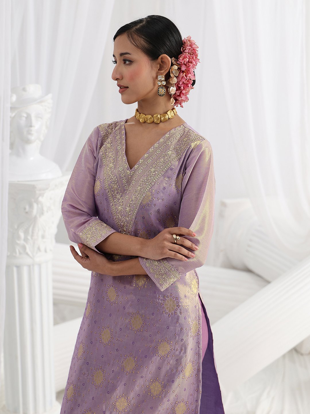 Lavender Silk Blend Straight Kurta with Trousers and Dupatta Set